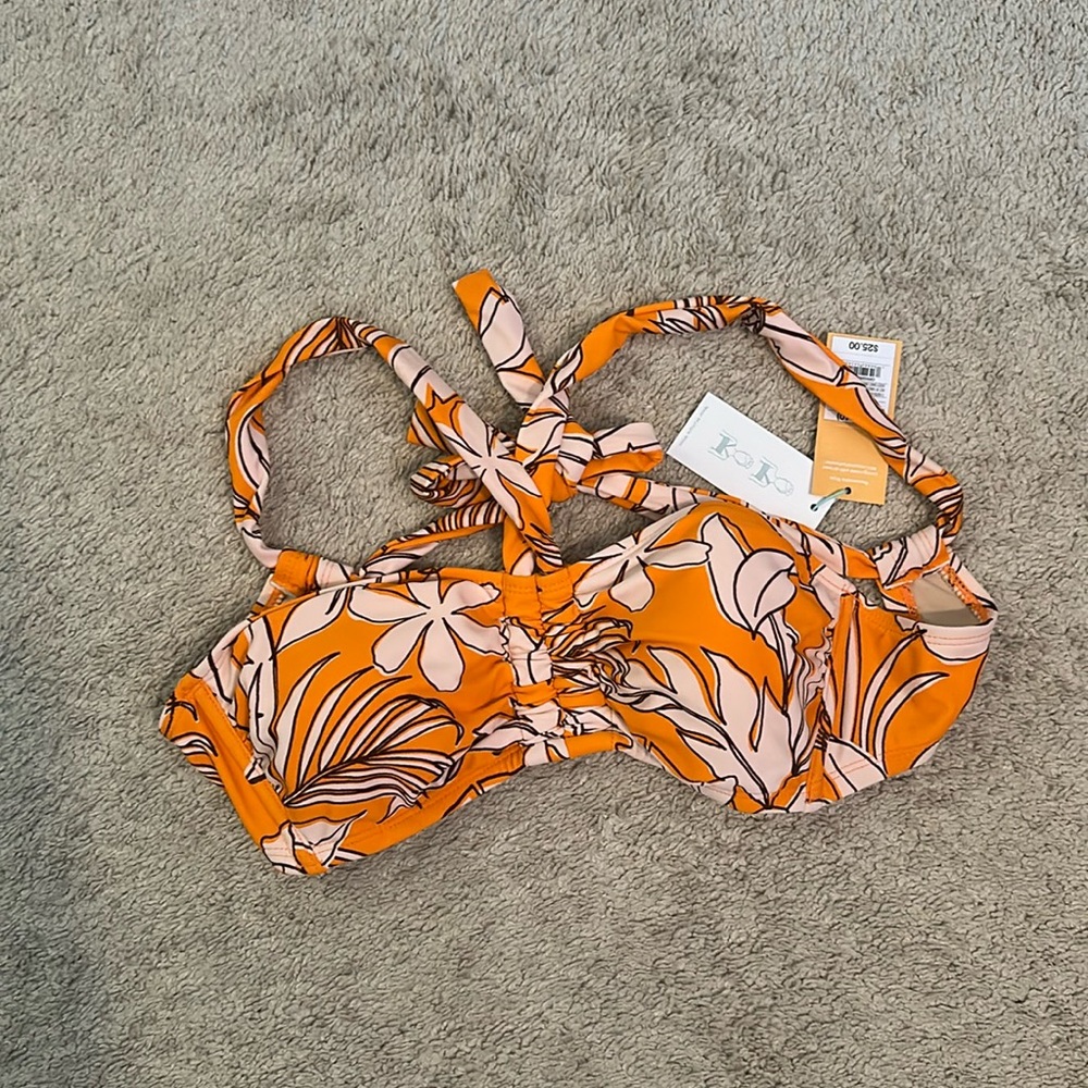 Swim top size medium 8-10